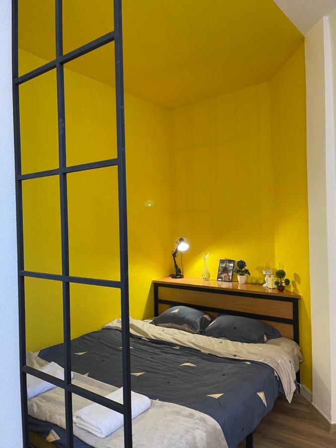 Ora-Prn, Studio Apartment In The City Centre Πρίστινα Εξωτερικό φωτογραφία